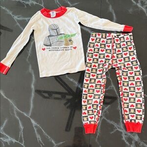 Hanna Andersson 4T Kids valentines Mandalorian grogu starwars Pajama Set